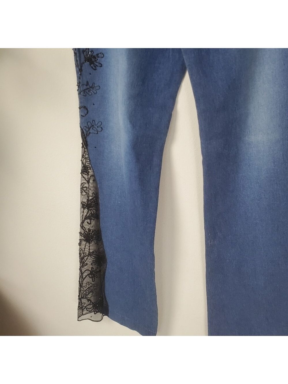 Cache Embroidered Flare Jeans Lace Detail Women Size 6 - Picture 7 of 16